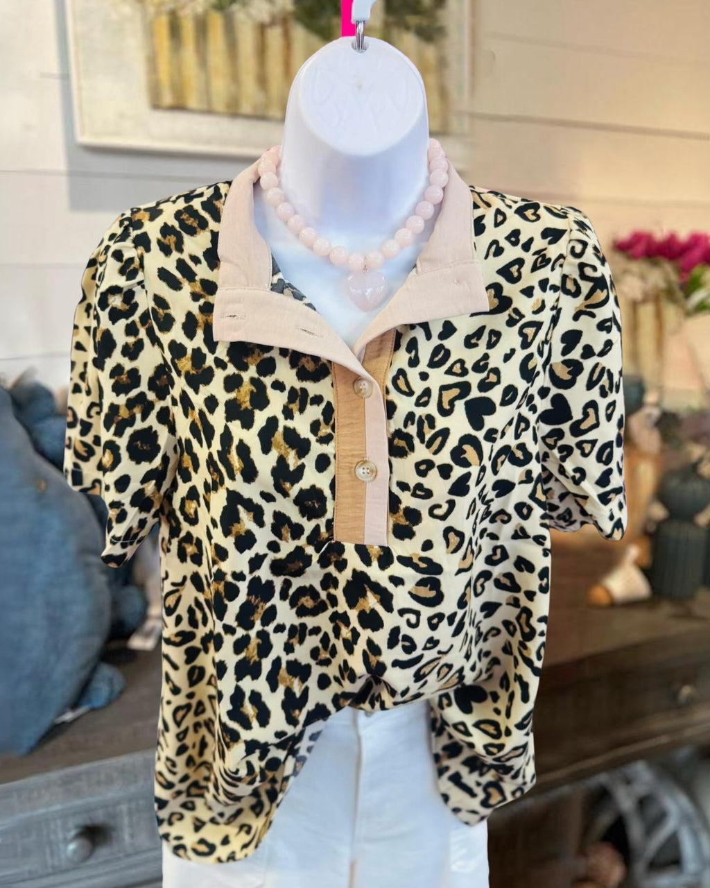 Chic Leopard Half-open Top