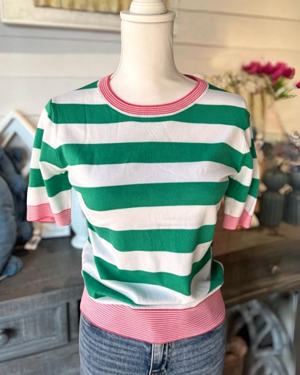 Contrast Striped Trim Striped T-shirt