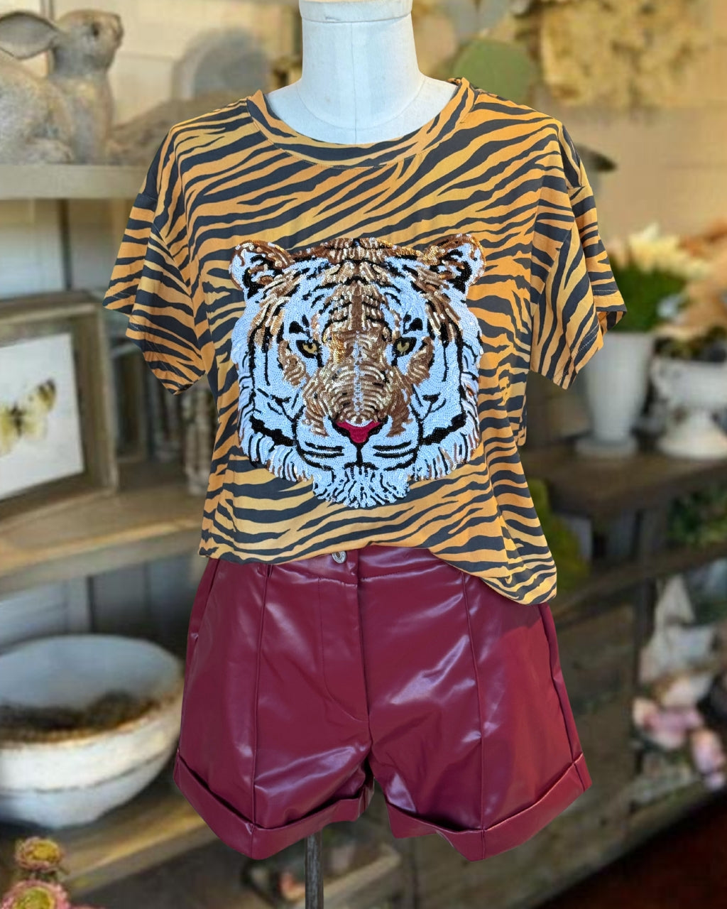 Tiger Head Sequin Tiger Stripe Satin T-shirt
