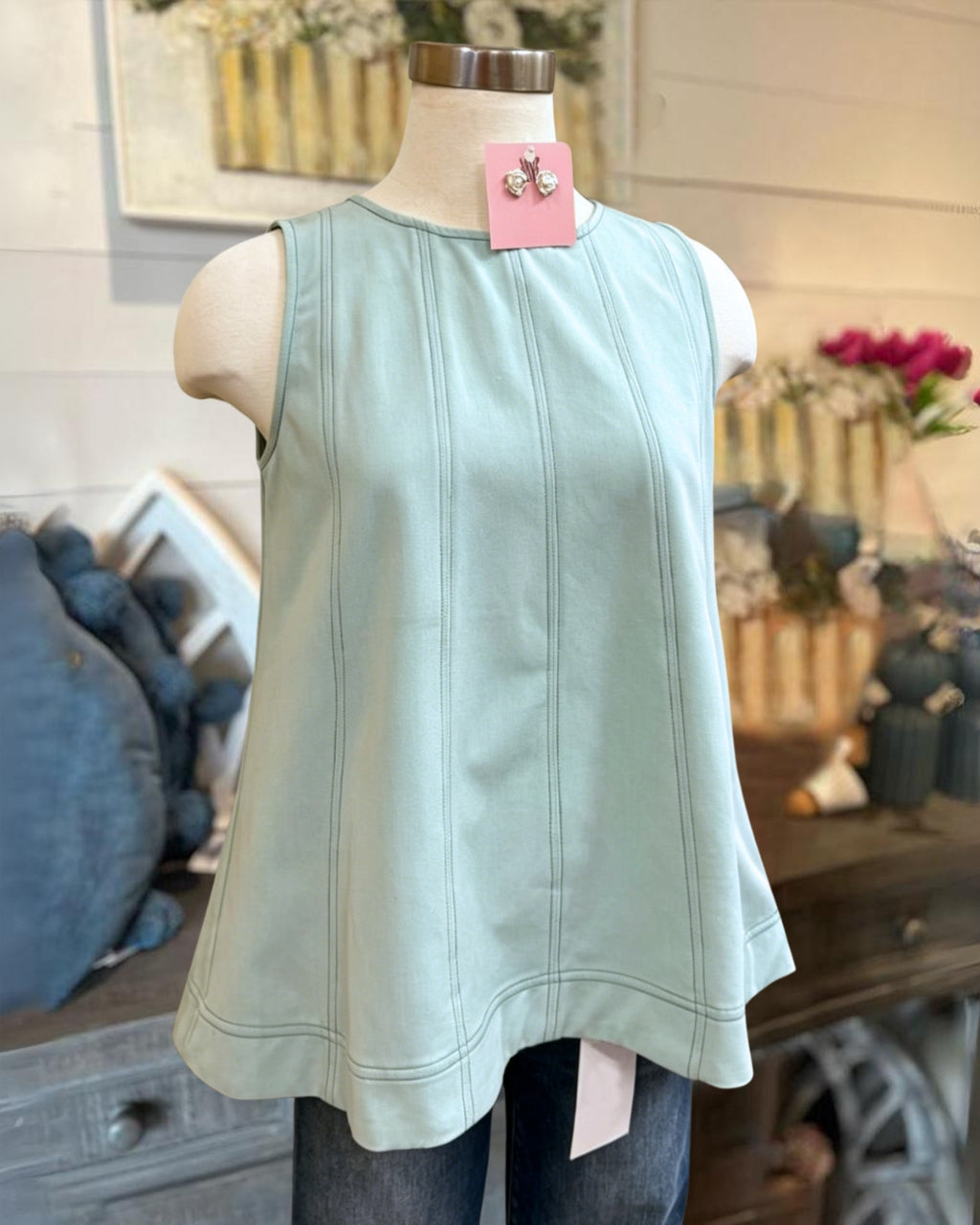 Simple Design Sleeveless Top