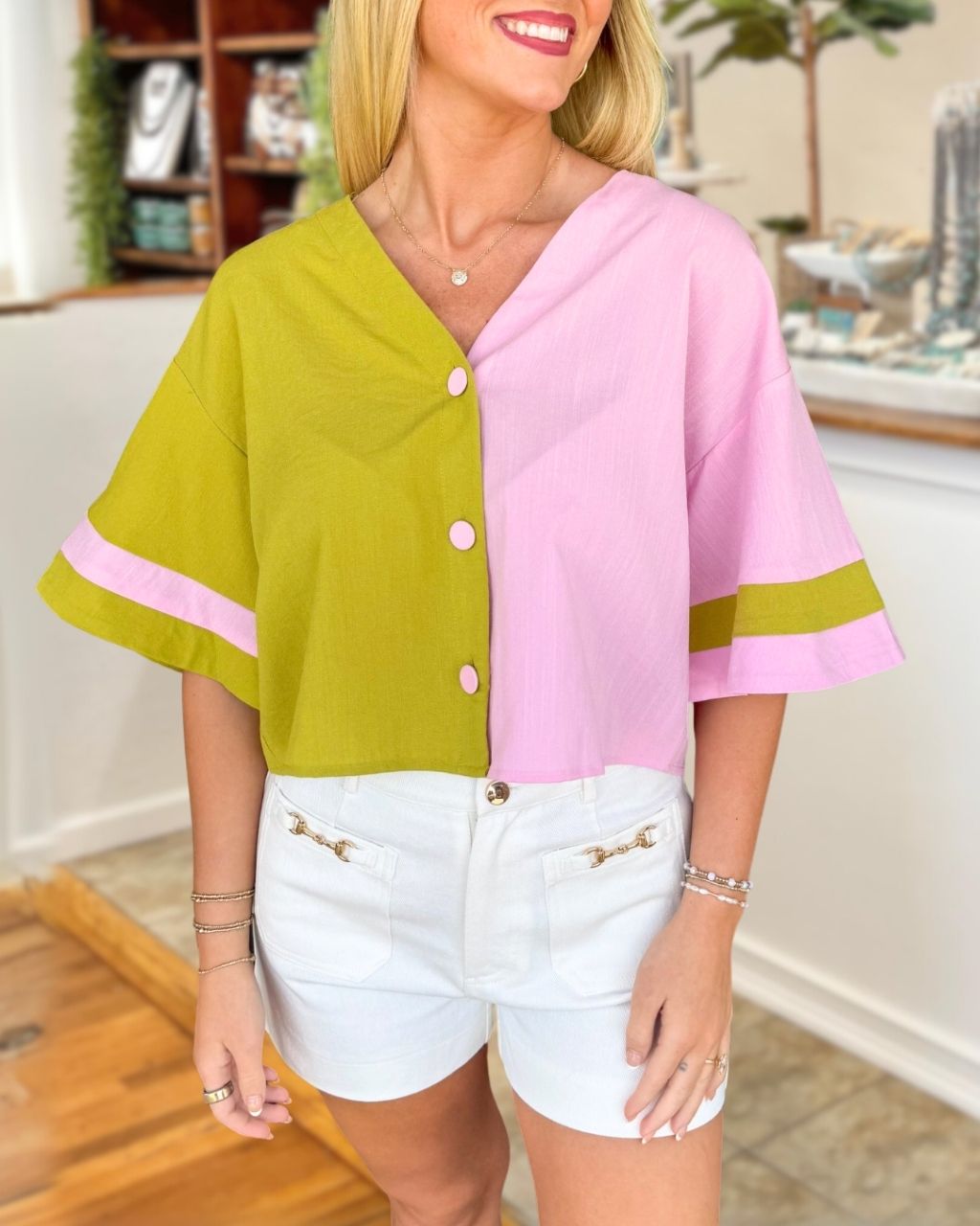 Contrasting Color V-neck Shirt