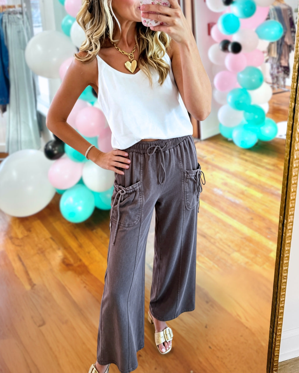 Minimalist Washed Wide-Leg Pants