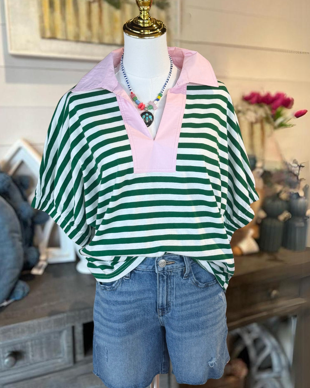 Contrasting V-neck Striped Top