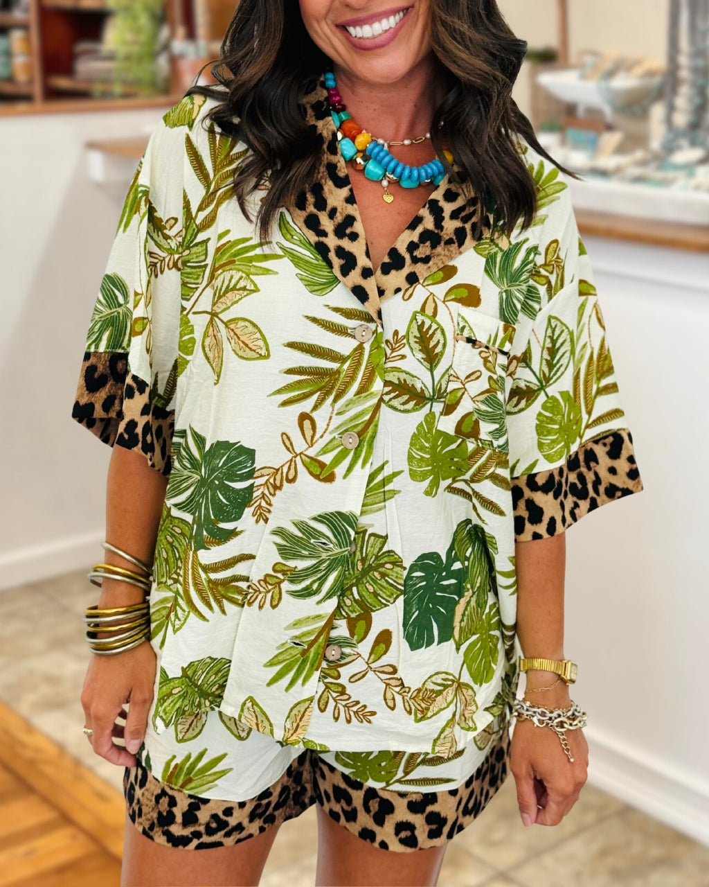 Tropical Leaf Leopard Trim Shorts Set
