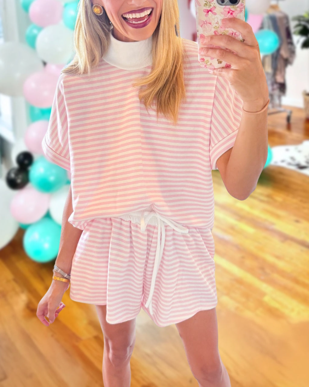 Fresh Striped Turtleneck Shorts Set