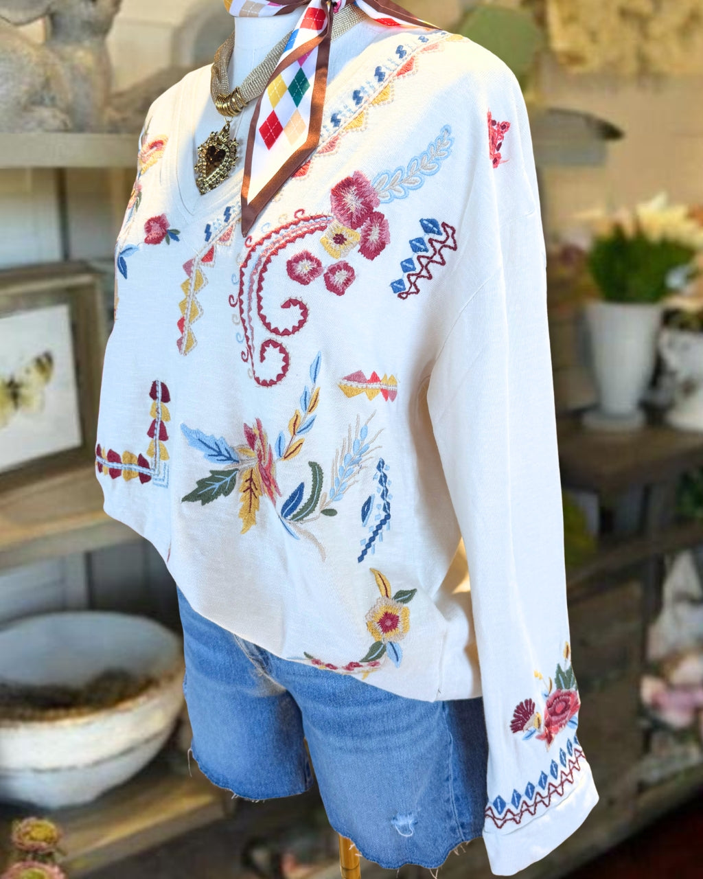 Floral-embroidered V-neck pullover