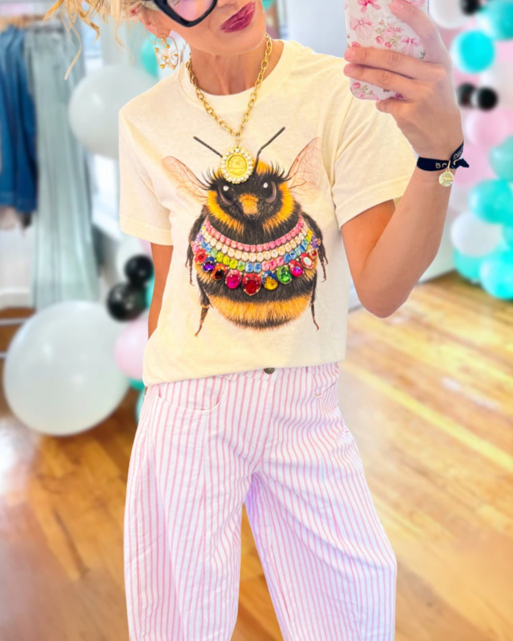 Jeweled Bee Collar Print Top