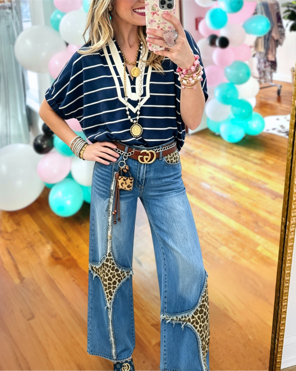 Frayed Hem Leopard Patch Jeans