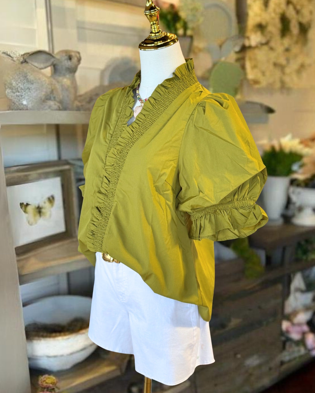 Puff Sleeved Ruffled Top