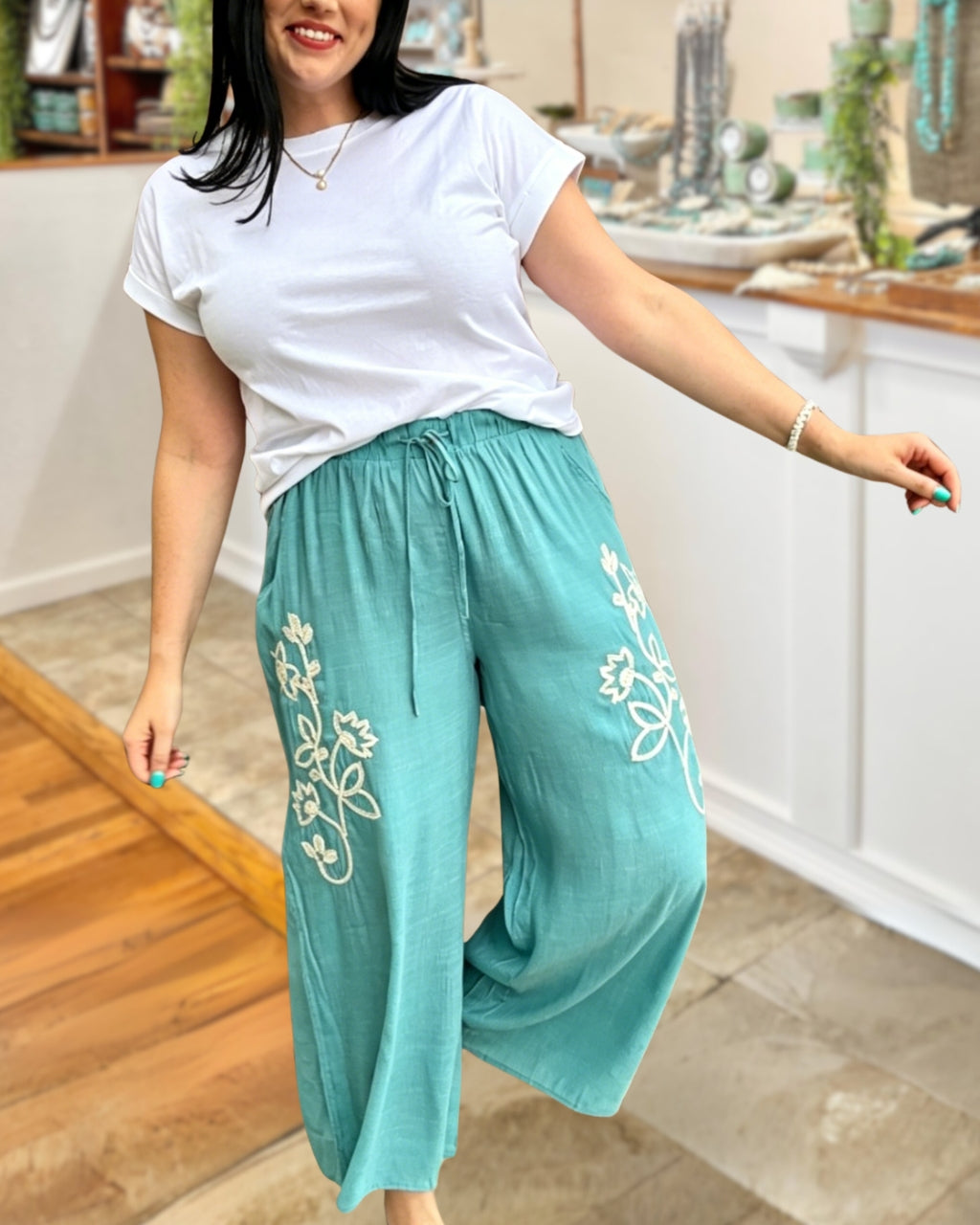 Floral-embroidered Linen Wide-leg Pants