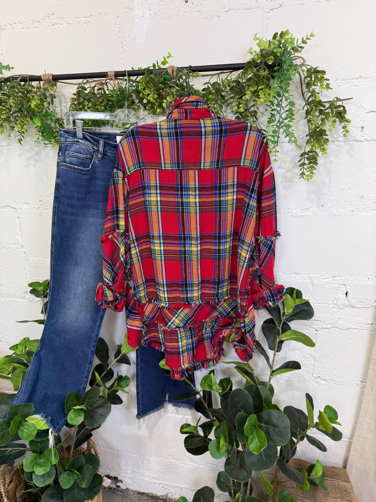 Casual Frayed-edge Plaid Shirt