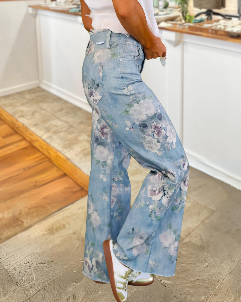 Vintage Floral Wide-leg Pants