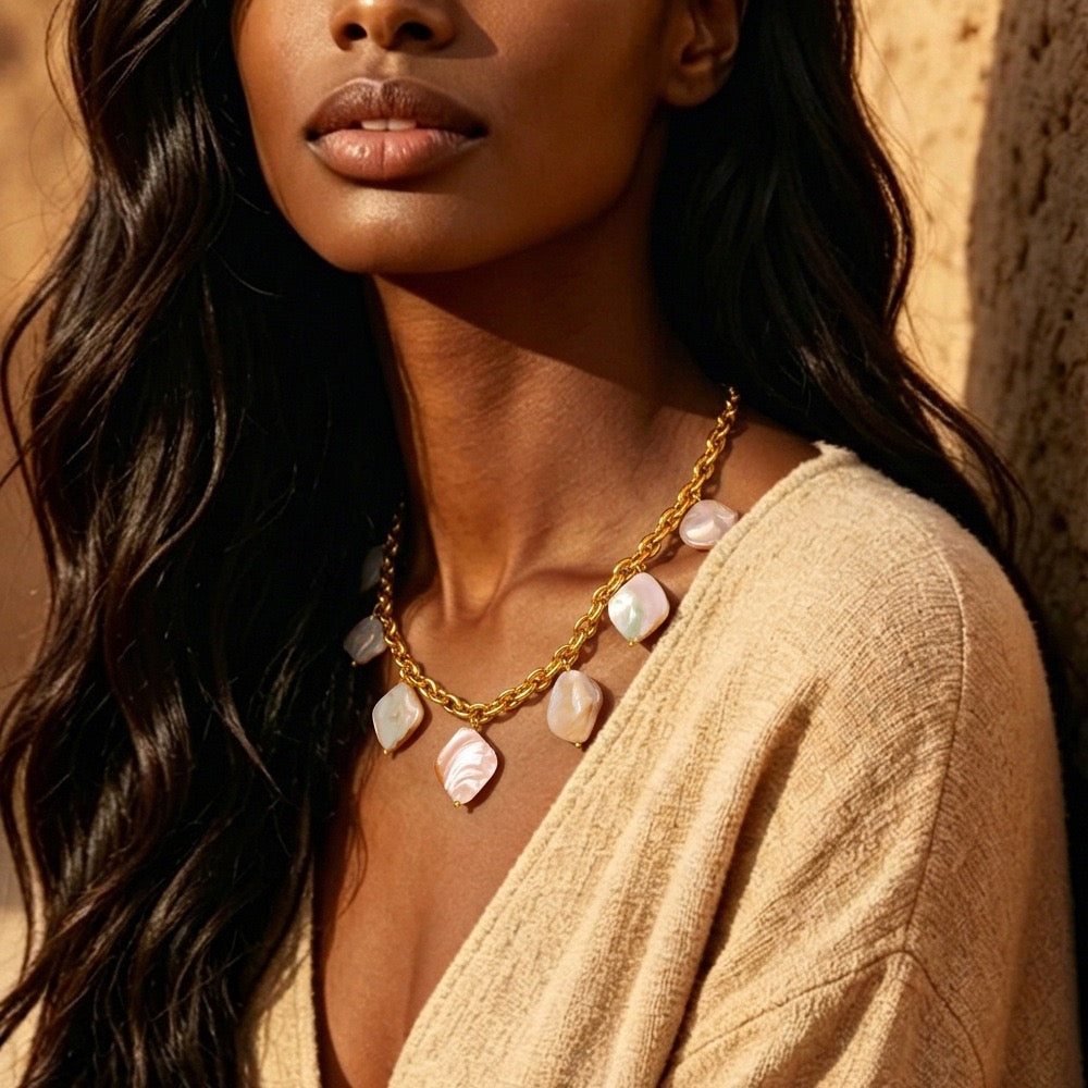 Antique-style Natural Stone Necklace