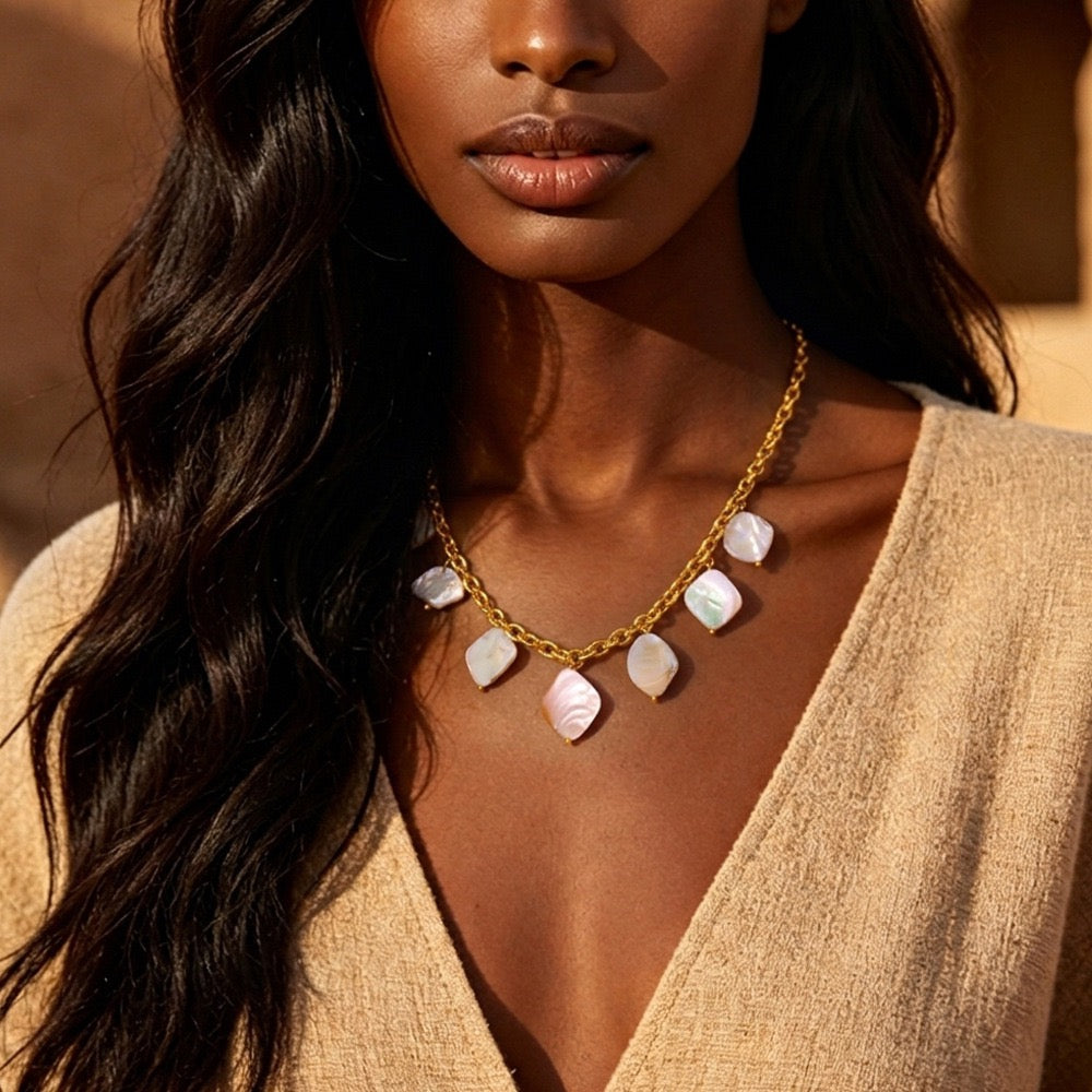 Antique-style Natural Stone Necklace