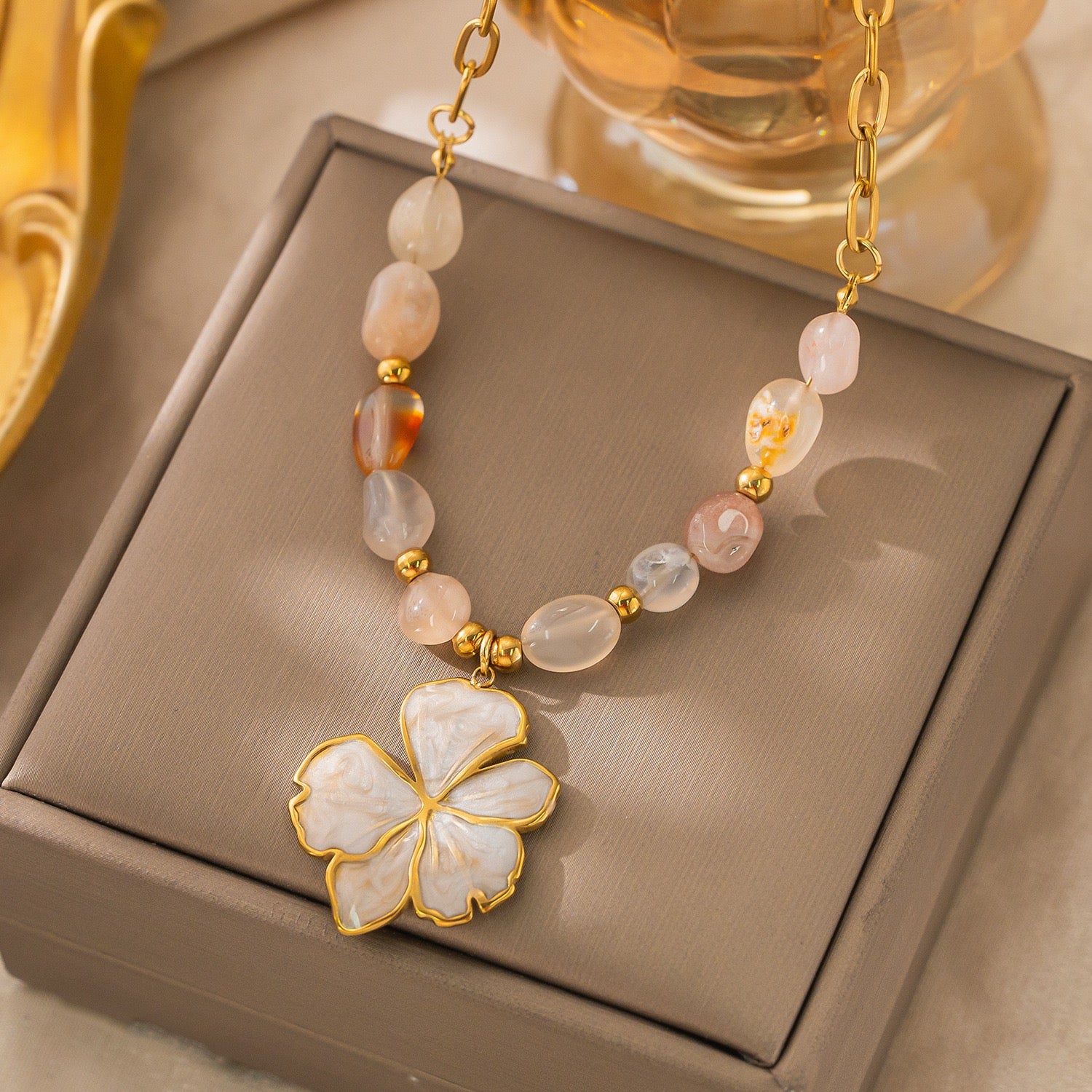 Four-leaf Clover Natural Stone Necklace