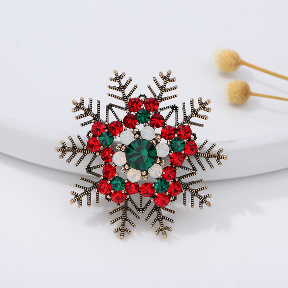 Christmas Trim Diamond Brooch