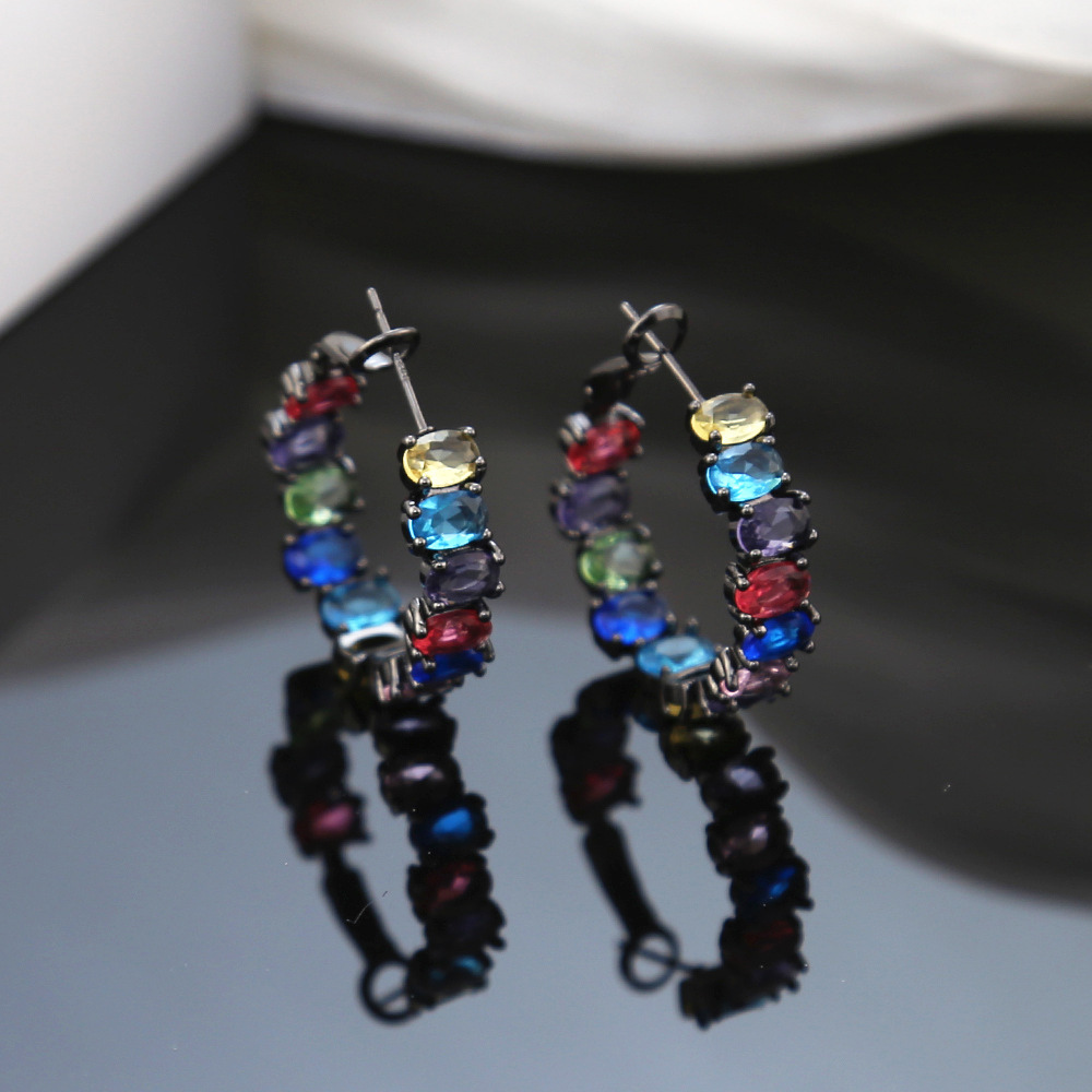 Retro Circle Diamond Earrings