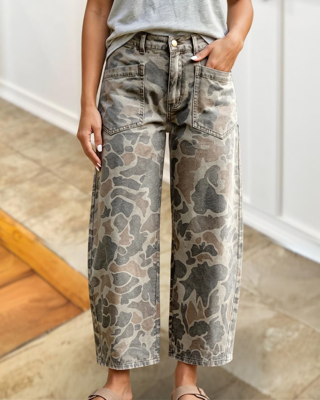 Cropped Camouflage Casual Jeans