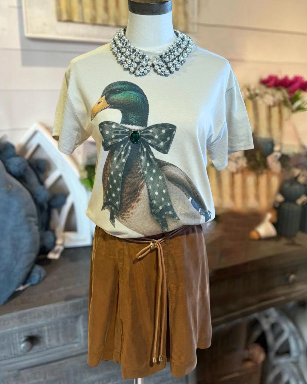 Large Bow Mallard Duck Print T-shirt