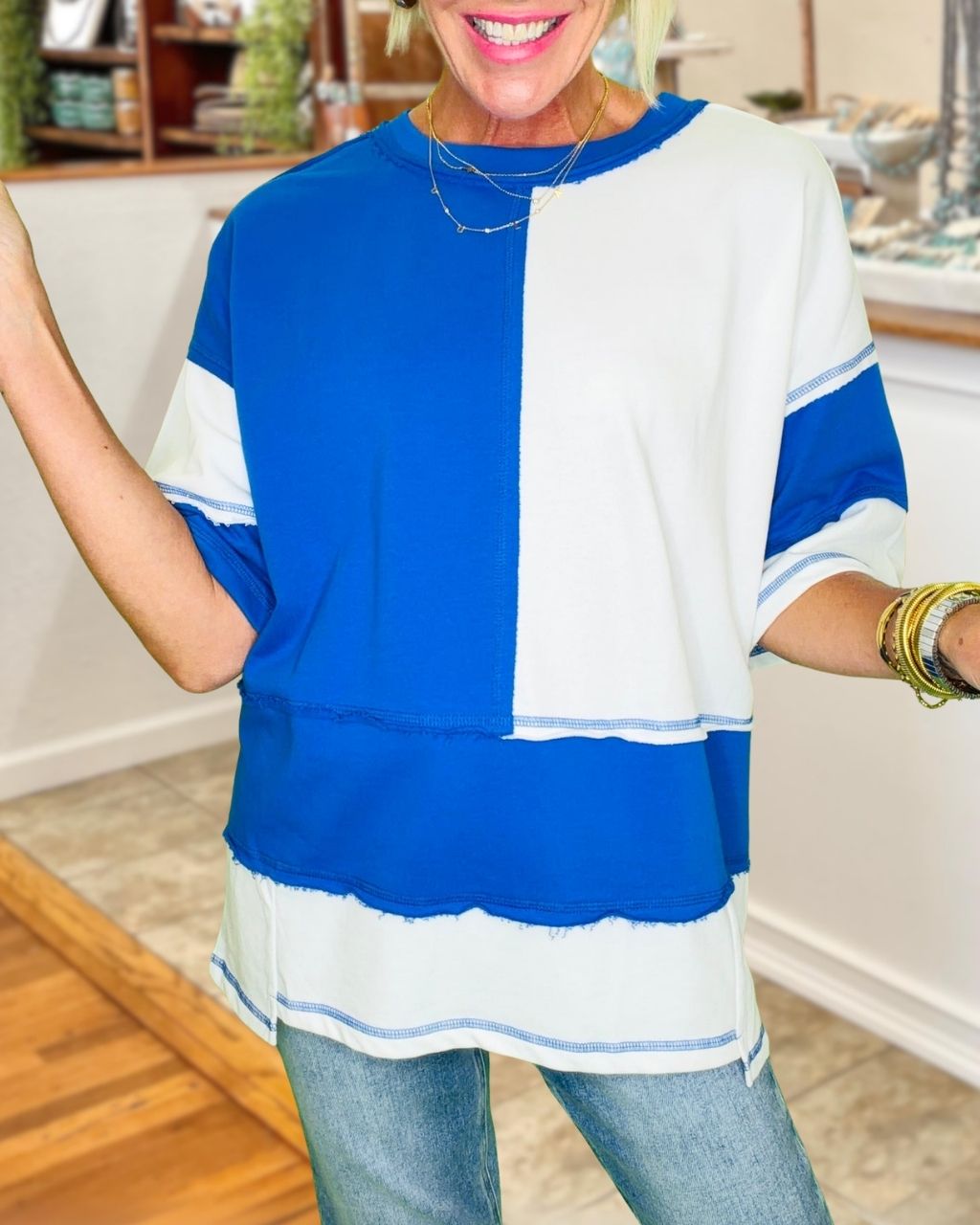 Color-blocked Detail Stitching Top