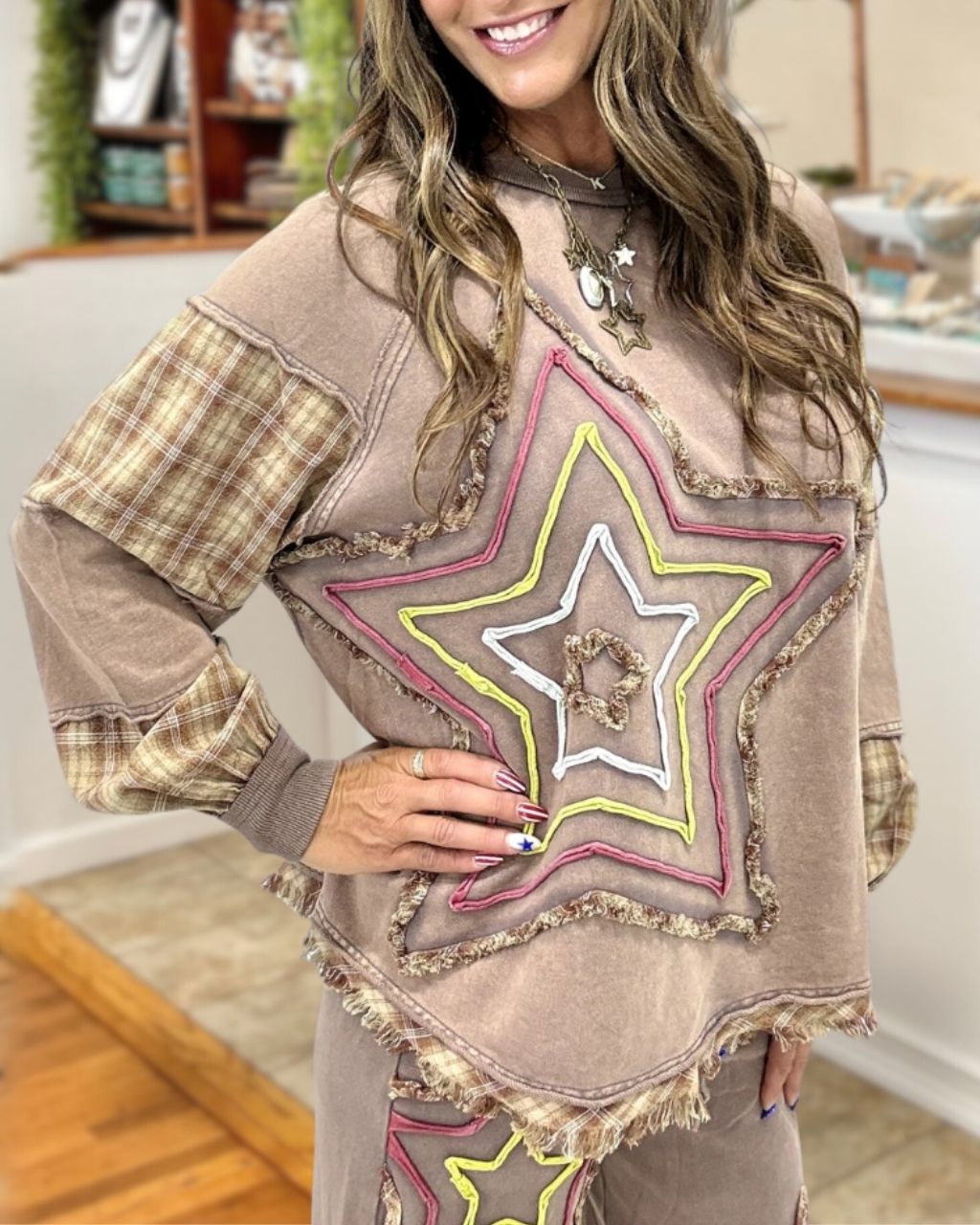Star Embroidered Washed Sweatshirt