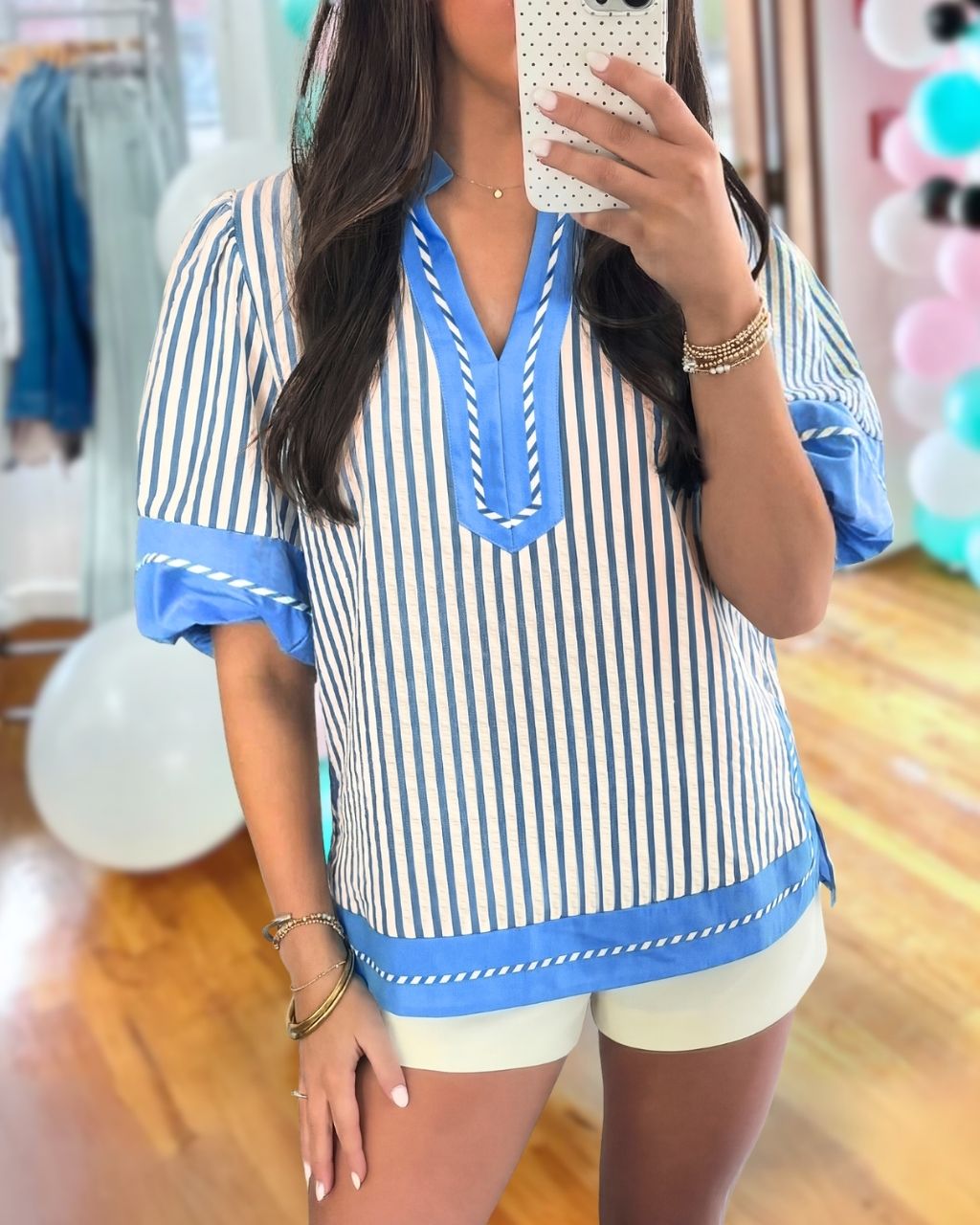 Contrasting Trim Striped V-neck Top