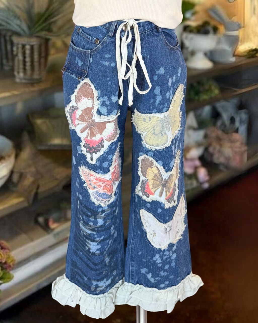 Butterfly Patch Ruffled Hem Denim Pants