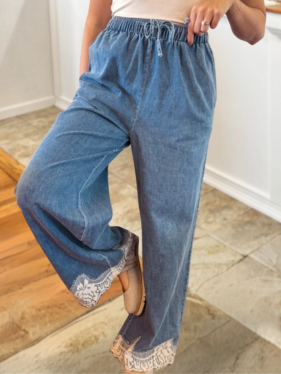 Casual Milk Lace Trim Pants