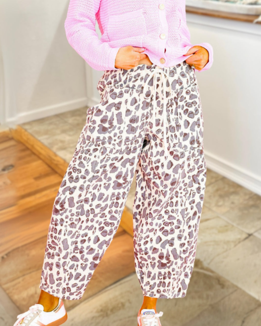 Fashionable Leopard Print Cargo Pants