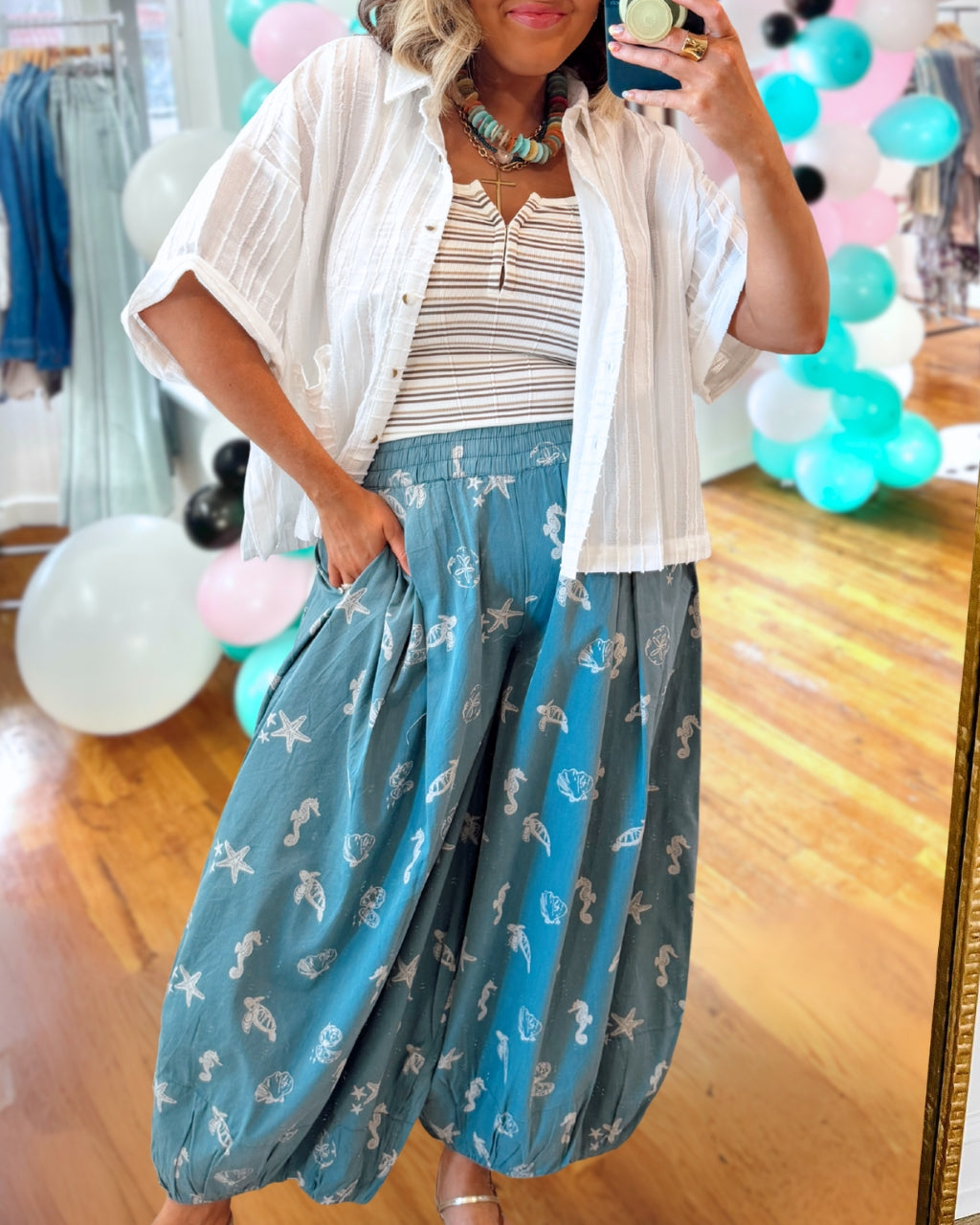 Loose-Fit Ocean-Themed Print Pants