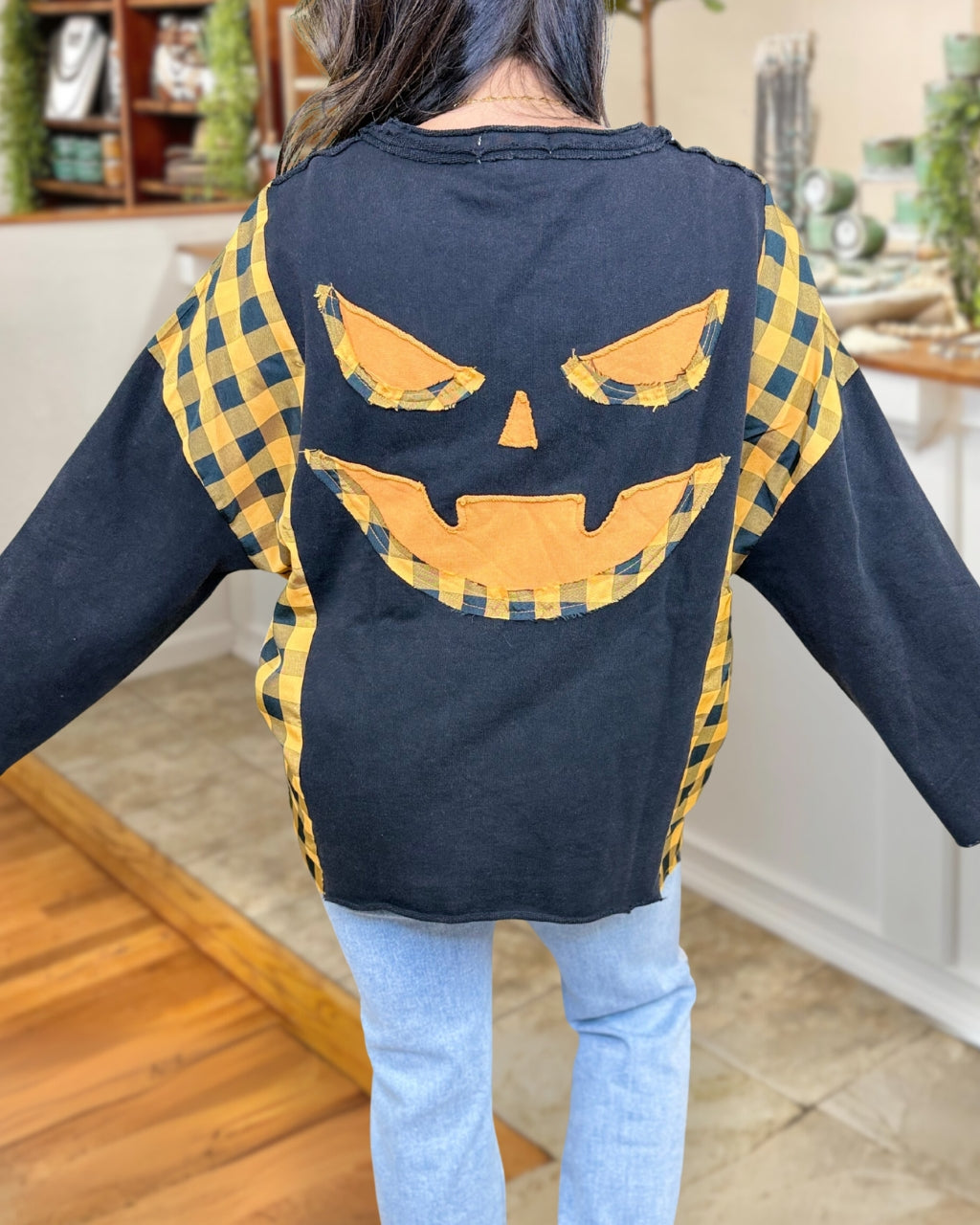 Applique Halloween Pumpkin Plaid Sweatshirt