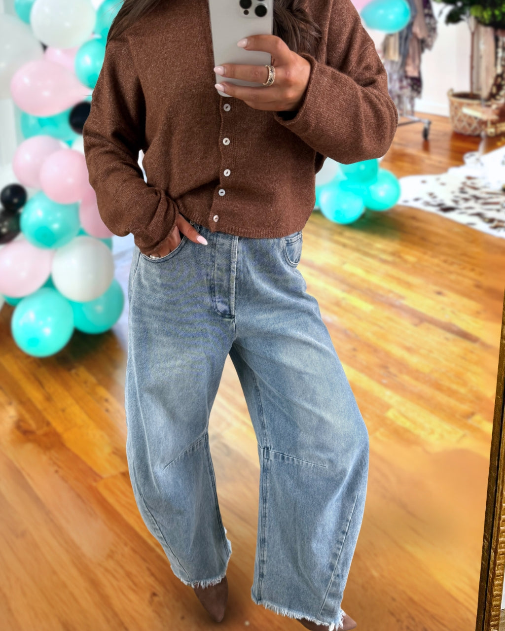 Chic Barrel Leg Denim Pants