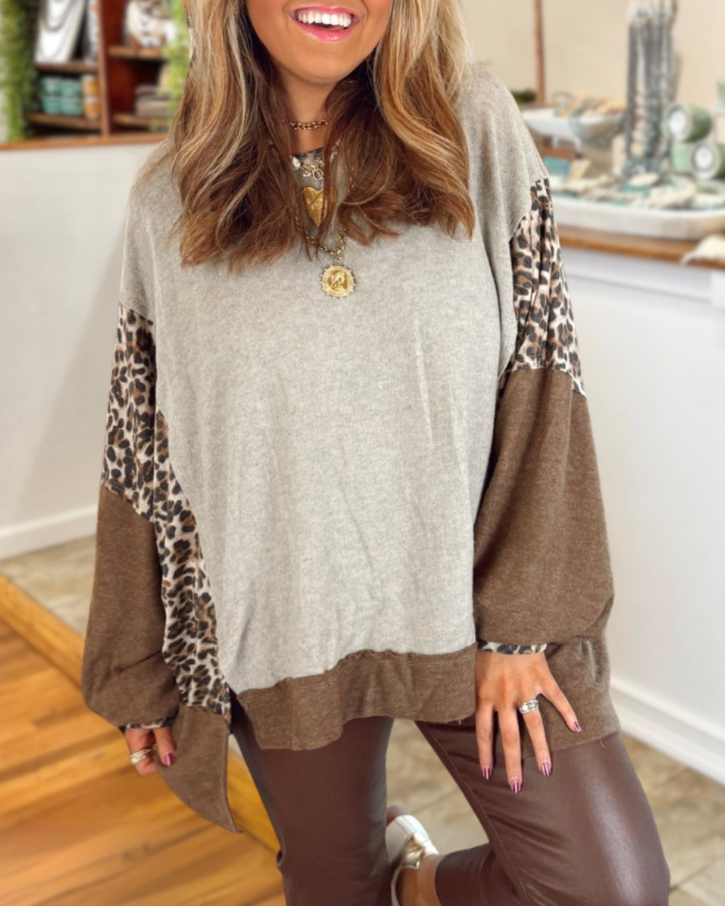 Fun Leopard Contrast Soft Pullover