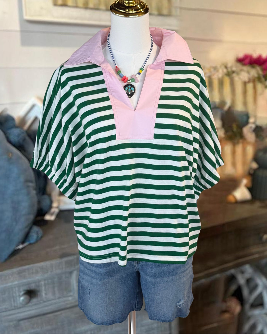 Contrasting V-neck Striped Top