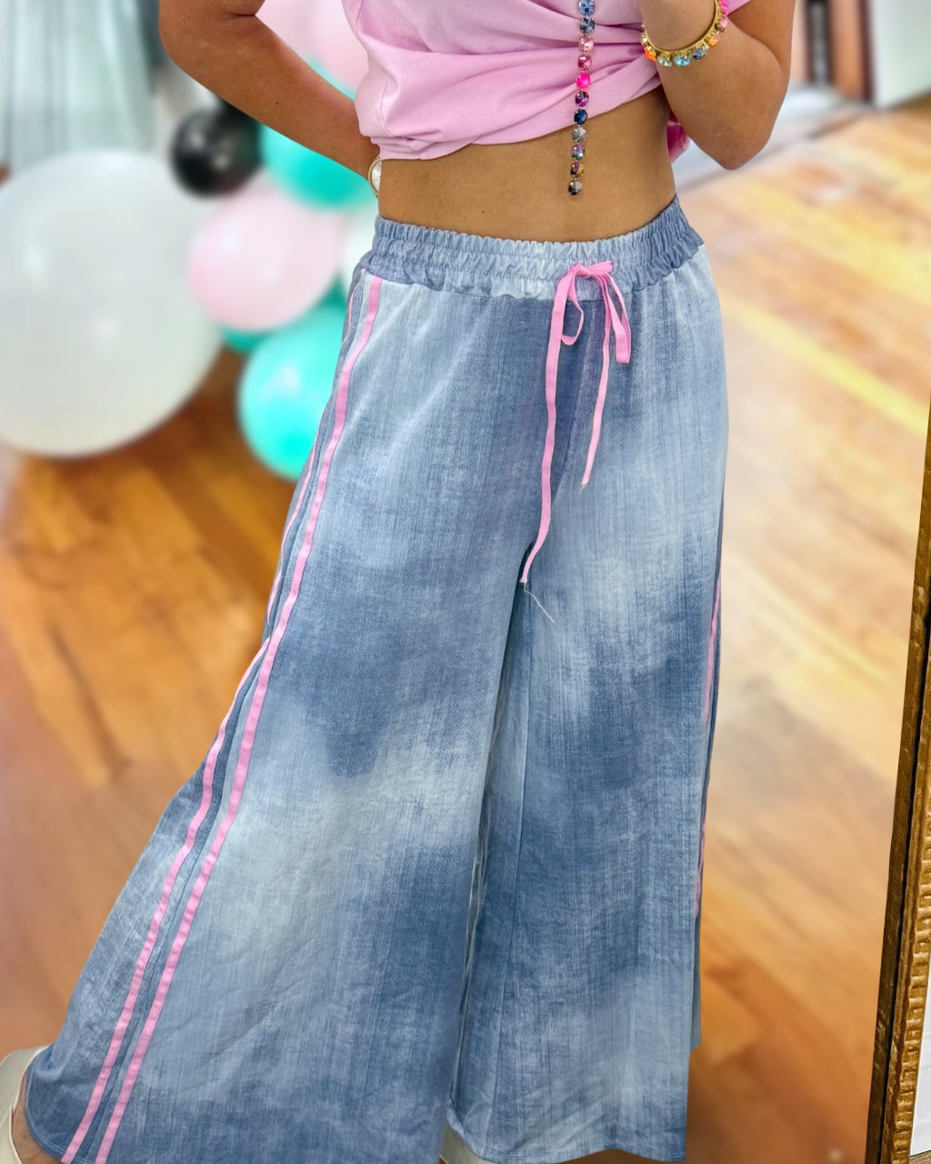 Side Webbing Wide-Leg Denim Pants