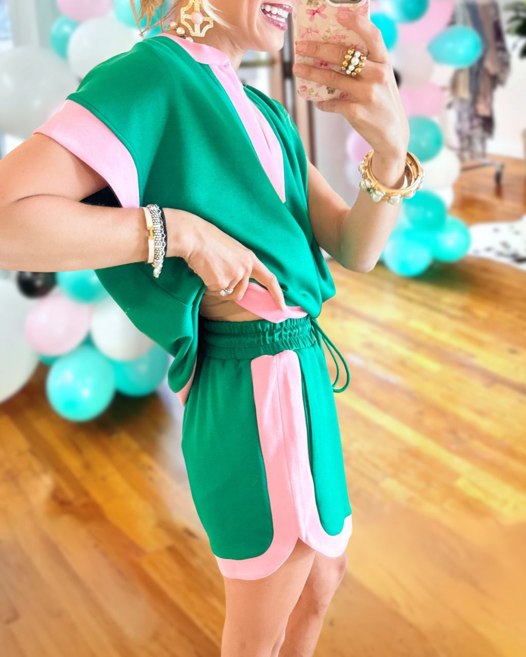 Stylish Contrast Trim Shorts Set