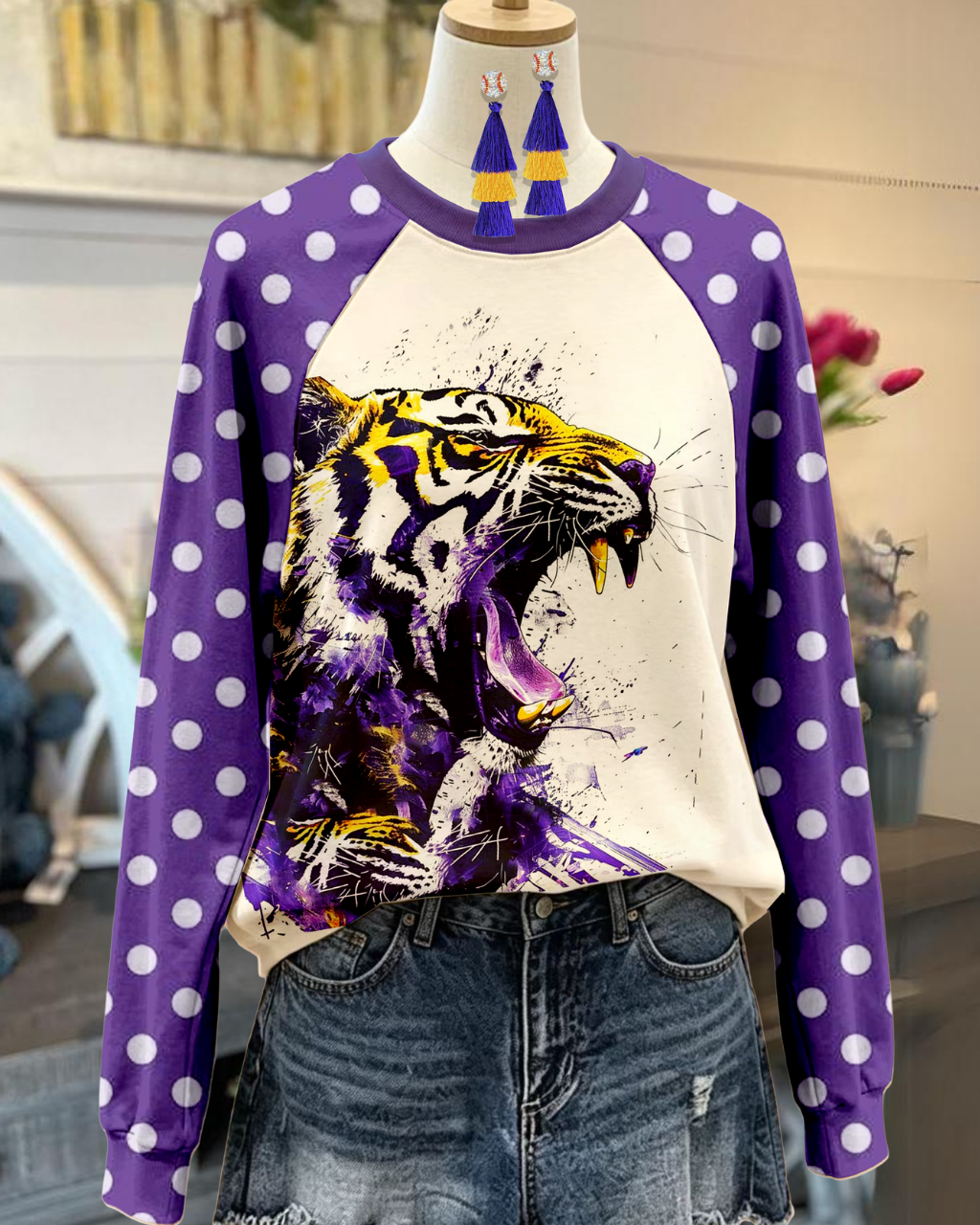 Fierce Tiger Head Polka-dot Sweatshirt