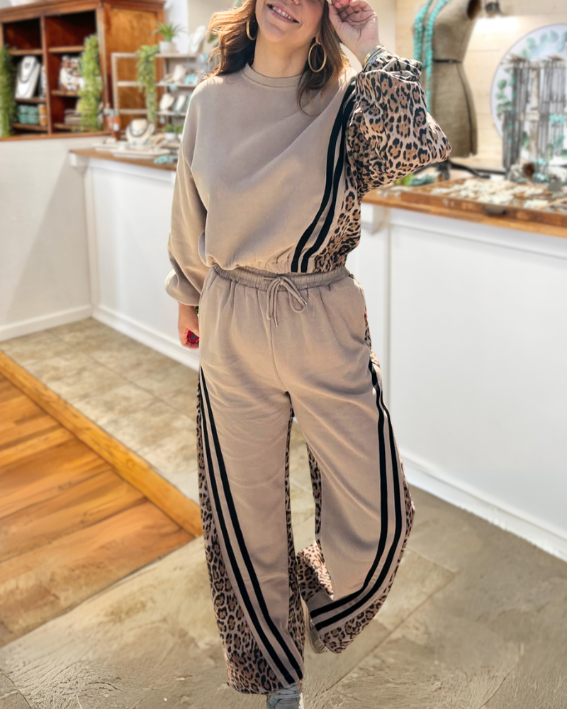 Unique Leopard Print Sports Set