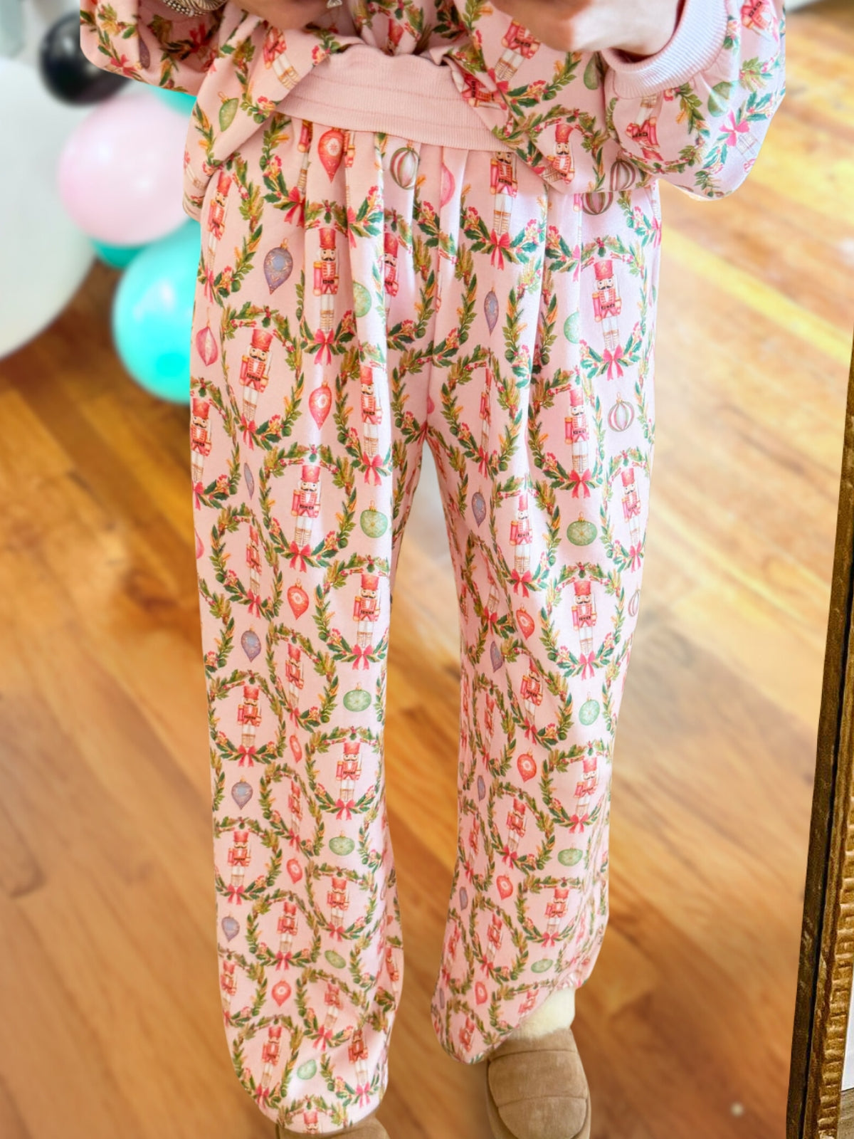Christmas Floral Nutcracker Set
