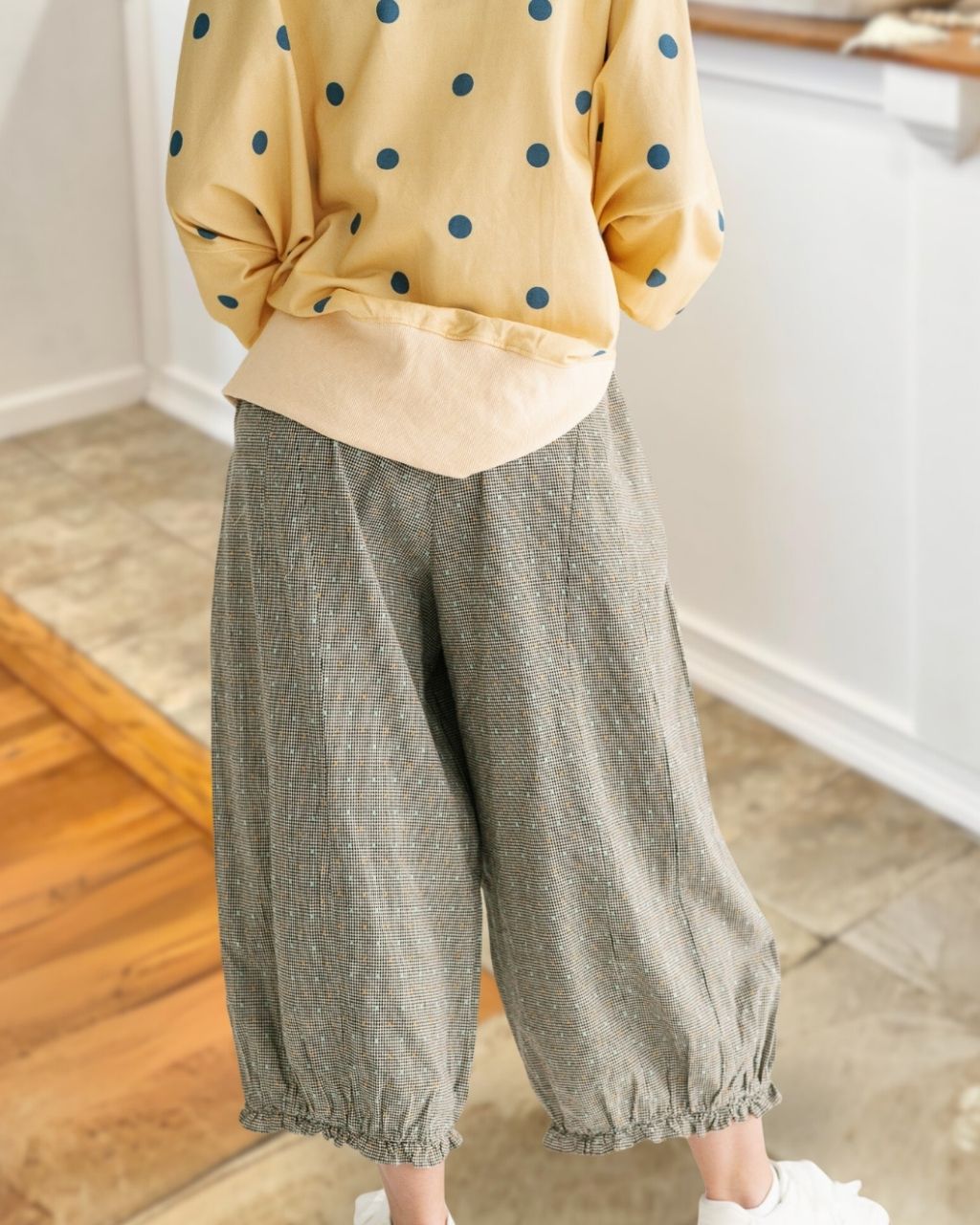 Loose Plaid Ruffle Pants