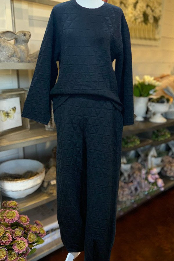 Quilted Lounge Jogger Travel Set