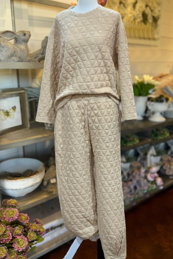 Quilted Lounge Jogger Travel Set